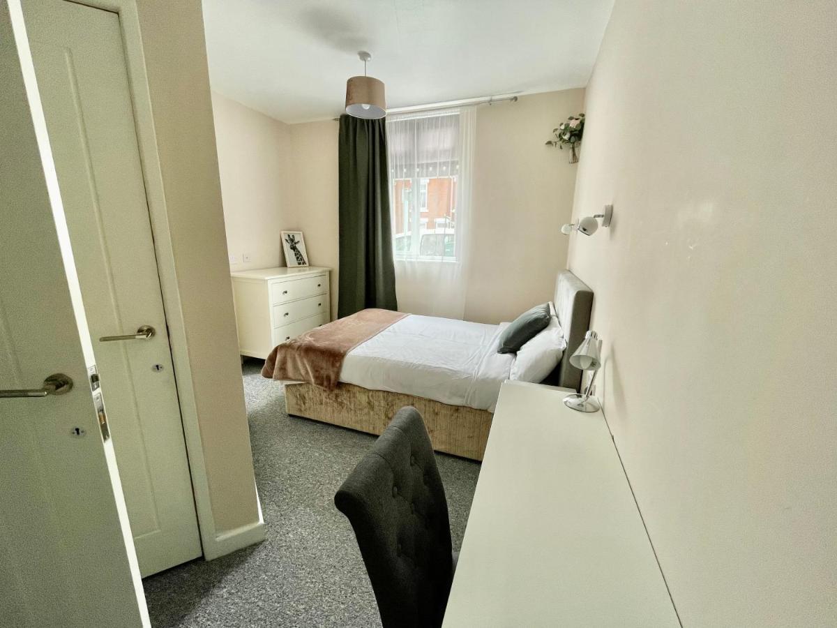 The Corner House - Modern Chesterfield Town Centre Apartments Dış mekan fotoğraf