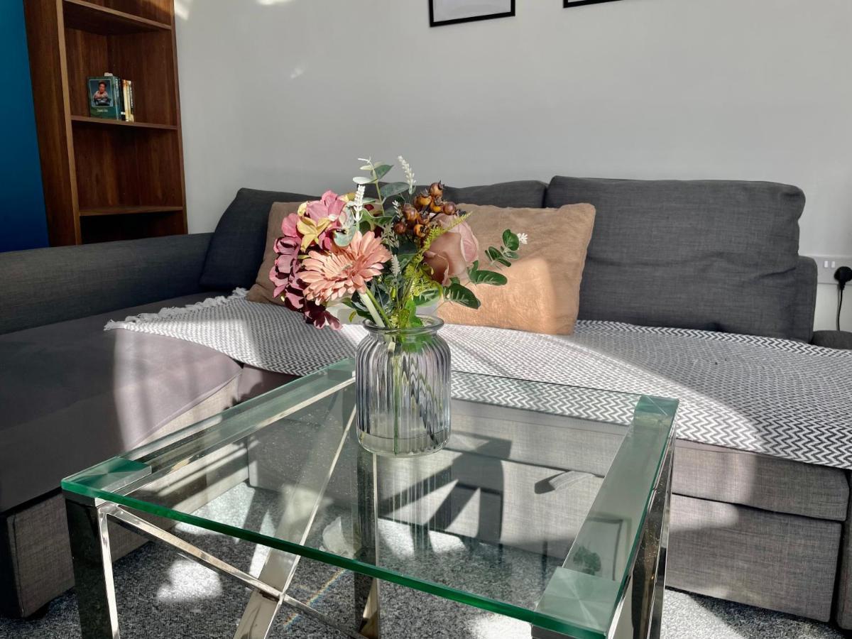 The Corner House - Modern Chesterfield Town Centre Apartments Dış mekan fotoğraf