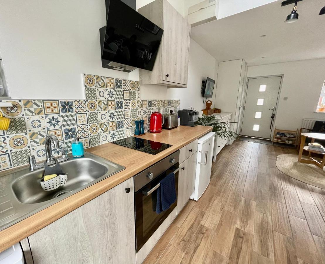 The Corner House - Modern Chesterfield Town Centre Apartments Dış mekan fotoğraf